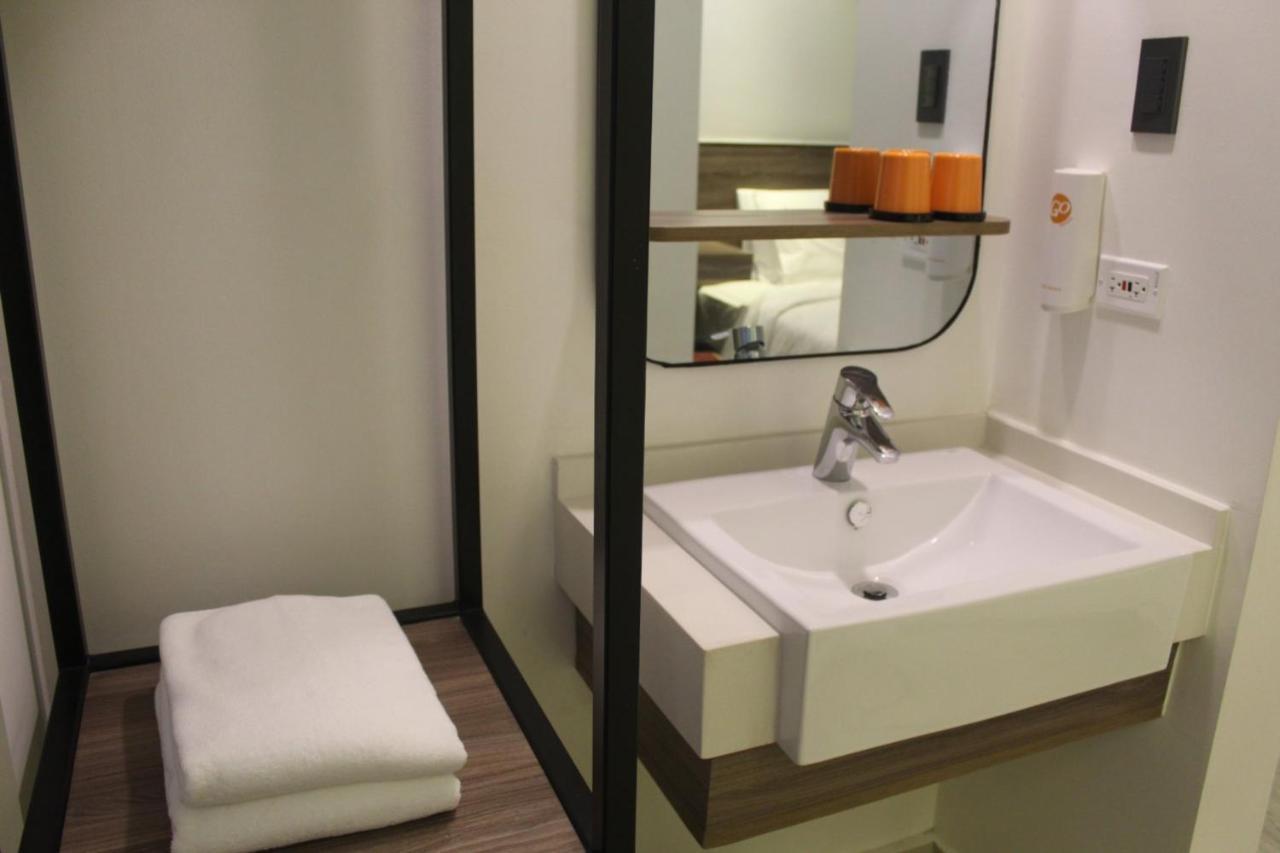 Go Hotels Plus Tuguegarao Esterno foto